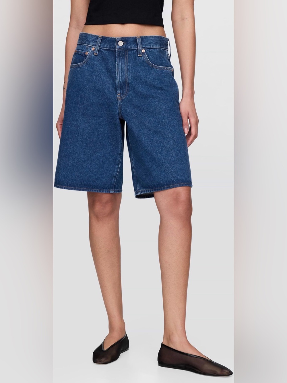 GAP 11" Mid Rise Longline Denim Shorts - Medium Indigo - Picture 2 of 10